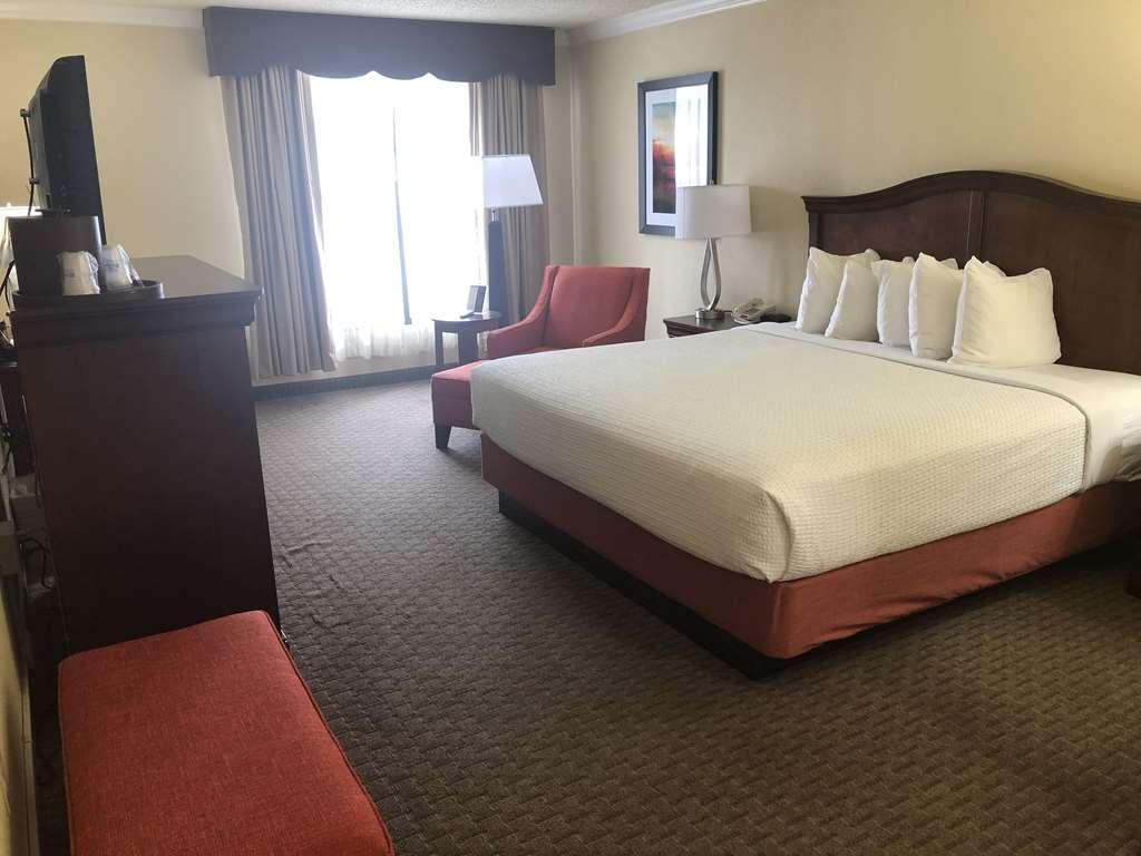 Best Western Plus Burlington Room photo